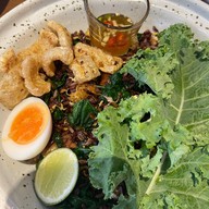 เมนูของร้าน สวนผัก โอ้กะจู๋ PTT Station อ่างศิลา