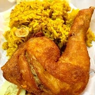 ไก่ทอดวานีต้า โต้รุ่งฉื่อฉาง(เจ้าเก่าหน้าเซเว่น)