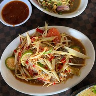 ส้มตำเงินล้าน เจ้สาย ไก่ย่างพังโคน 1