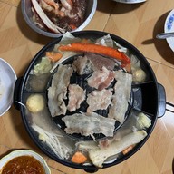 เล็กหมูกะทะ สุกี้