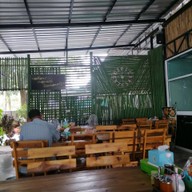 บรรยากาศ ก๋วยเตี๋ยวเรือสี่พระยา พัทลุง