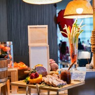 The Square โรงแรมโนโวเทลกรุงเทพแพลตตินั่ม