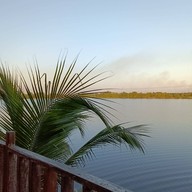 LONGDOO CAFE -