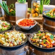 The Square โรงแรมโนโวเทลกรุงเทพแพลตตินั่ม