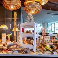 The Square โรงแรมโนโวเทลกรุงเทพแพลตตินั่ม