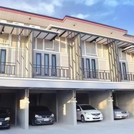 บ้านณรินน์ รีสอร์ท สุรินทร์