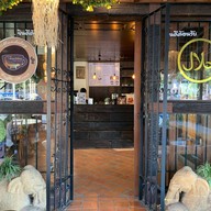 Mandalay Cafe แม่สาย