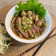 เมนูของร้าน อาซ้อ มีเส้น