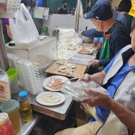 เกี๊ยวปั้นสด Luihe night market