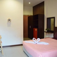 บ้านณรินน์ รีสอร์ท สุรินทร์