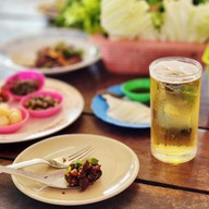 เมนูของร้าน ลาบนงลักษณ์ เชียงดาว