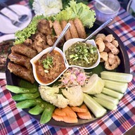 เมนูของร้าน ฮ้านจาวเหนือ สาขาลำพูน