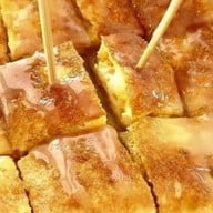 นายน้อย โรตีหอม (ตลาดแม่สไบทอง)