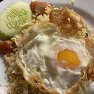 เมนูของร้าน อร่อยโอชารส ลาดหญ้า