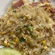 เมนูของร้าน อร่อยโอชารส ลาดหญ้า