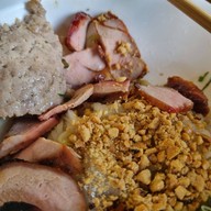 เมนูของร้าน ก๋วยเตี๋ยวต้มยำหมูย่าง สวนกล้วย