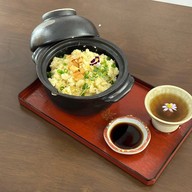 โรงเตี๊ยม โอเด้ง อุด้ง คัตสึ แกงกะหรี่ เมืองเลย