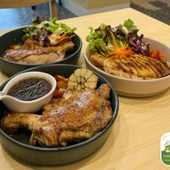 เมนูของร้าน Terminal Salad เทอร์มินอลสลัด สลัด อาหารสุขภาพ กาแฟผลไม้