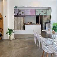 Walu Bowls Restaurant & Cafe Phuket