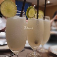 เมนูของร้าน STELLA PALACE 79th Fl. Baiyoke Sky Hotel