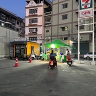 บรรยากาศ เปียว ข้าวเหนียวหมูทอด ใบตอง 7-ELEVEN ถ.ศรีนครินทร์  ศรีด่าน3 จุด2