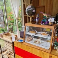 22 AQUARIUS GLAMPING CAFE'