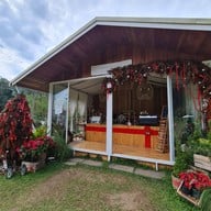 22 AQUARIUS GLAMPING CAFE'