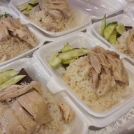 หมูปิ้งโบราณ แม่สมบูรณ์ ข้าวเหนียวหมูปิ้ง แม่สมบูรณ์