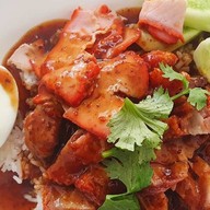 ร้านข้าวผัดอิ่มเอม ทางรถไฟวังหิน-ห้วยยายพรหม