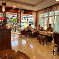 Sunkiss Brunch&ข้าวไข่เยิ้ม คูเมือง