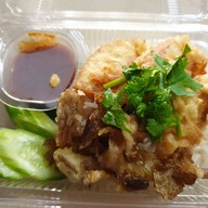 ร้านเจห้าแยกสายน้ำผึ้ง ร้อยเอ็ด