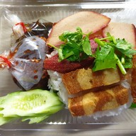 ร้านเจห้าแยกสายน้ำผึ้ง ร้อยเอ็ด