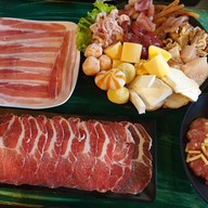 Hei Hei Hot Pot囍火锅