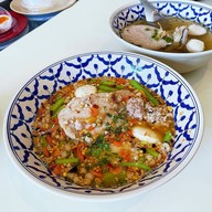 ก๋วยเตี๋ยวปากหม้อย้อนยุค ปั๊มบางจาก ท่าข้าม