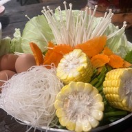 เมนูของร้าน ช้อนทองหมูกระทะ  เขาใหญ่