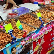 ไก่ทอดเจ๊ภัทร บิ๊กซีเเวทคหะพระราม2ตลาดกรีนเวลท