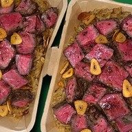 เนื้อฉ่ำ NEUACHUM beef steak สเต็กเนื้อ/ข้าวผัดมันเนื้อ/ยุกเกะ