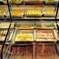 ร้านเก้าอี้ หม่าล่าเสียบไม้ สไตล์ฟิวชั่น -