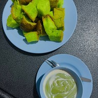 ร้านสมบัตินมสด