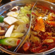 Hei Hei Hot Pot囍火锅