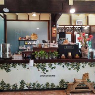บรรยากาศ RAD café & bistro