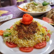 ALADEEN  RESTAURANT & CAFE