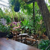 บรรยากาศ RAD café & bistro