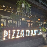 หน้าร้าน Pizza Massilia ร่วมฤดี