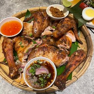 จัดจ้าน The Promenade