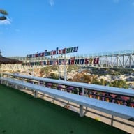 บรรยากาศ สกายวอล์ค แม่สาย วัดพระธาตุดอยเวา