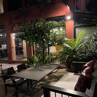 NYE Caféstaurant โรงแรมอำแดง