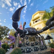 บรรยากาศ สกายวอล์ค แม่สาย วัดพระธาตุดอยเวา