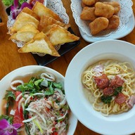 เมนูของร้าน In Garden Hut Cafe