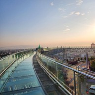 บรรยากาศ สกายวอล์ค แม่สาย วัดพระธาตุดอยเวา